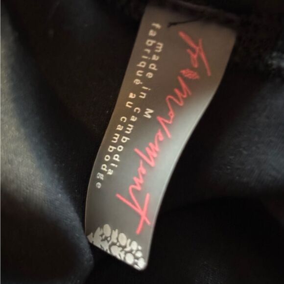 NWT Revolve Free People Movement Transcend Limits Onesie Black One Shoulder - Picture 3 of 7